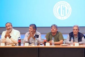 En la previa del 1 de mayo, la CGT marcha contra el Gobierno con reclamos por cierre de fábricas