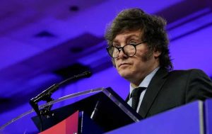 Vía DNU, Milei eliminó el día no laborable del “Trabajador del Estado”