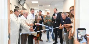 El intendente inauguró los nuevos servicios de Oncología y Hematología en el Hospital Municipal junto a autoridades y trabajadores de la salud