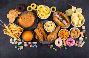 Estos son los 6 peores alimentos para la salud intestinal, según especialistas