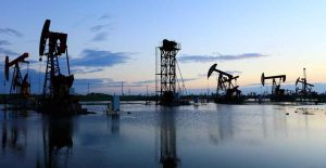 Irán anunció el cierre del estrecho de Ormuz y el mercado petrolero entra en alerta