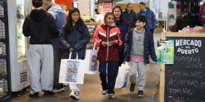 Actividad del Puerto: Malvinas nos une, como la celeste y blanca