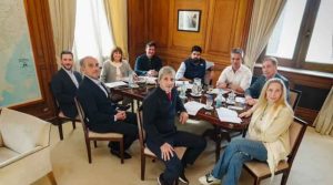 El Gobierno reúne a la mesa política y Diego Santilli recibe a gobernadores para avanzar con la agenda legislativa