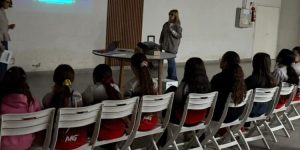 Pulso Digital realizó un taller de prevención del grooming y el ciberbullying en el Club MG Patín